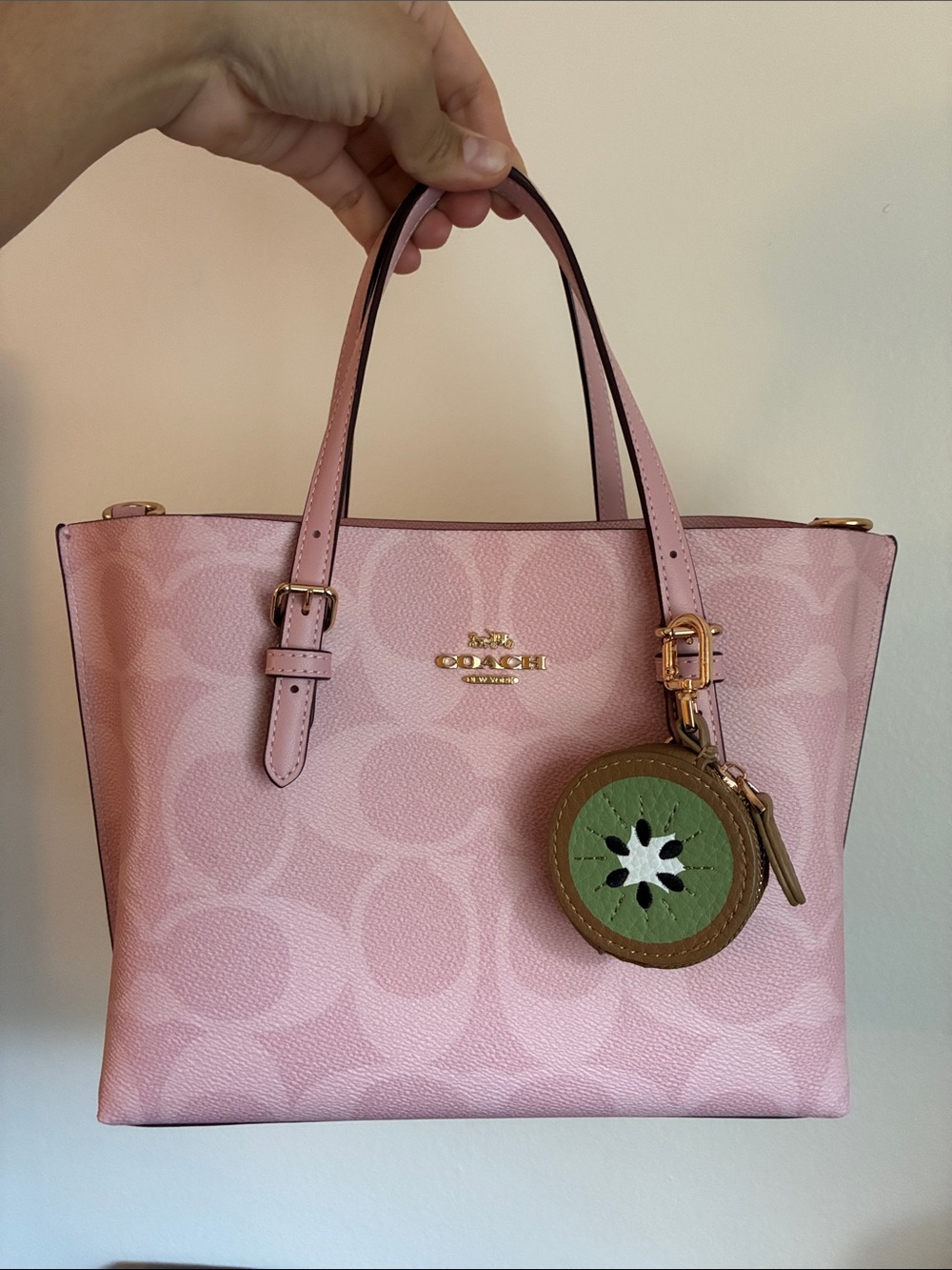 2/$25🎀 Kiwi Coin Pouch Keychain